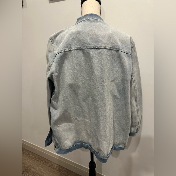 EightyTwo snap button Jean jacket SZ L EUC 100% Cotton light wash oversized - Picture 6 of 9